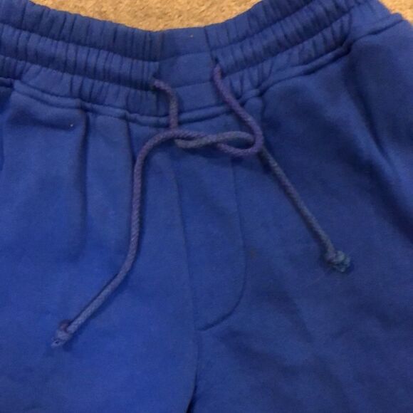 Vintage 1980’s/Early 90’s Royal Blue Lord & Taylor Sweat-short - Picture 2 of 8